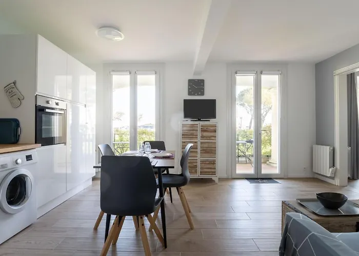 Du Port-3 By Interhome